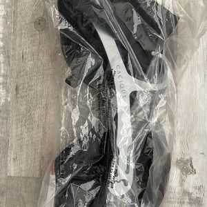 Brand new lightly lined balconette bra